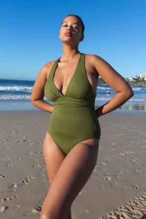 Seafolly בגד ים שלם מחטב, מחשוף V,עד קאפ D ו X בגב